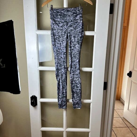 RARE LULULEMON Grey Blue Print Align Tights Leggings - 4 - Picture 10 of 14